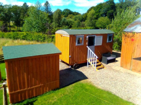 Waterloo Farm Shepherds Hut Glamping